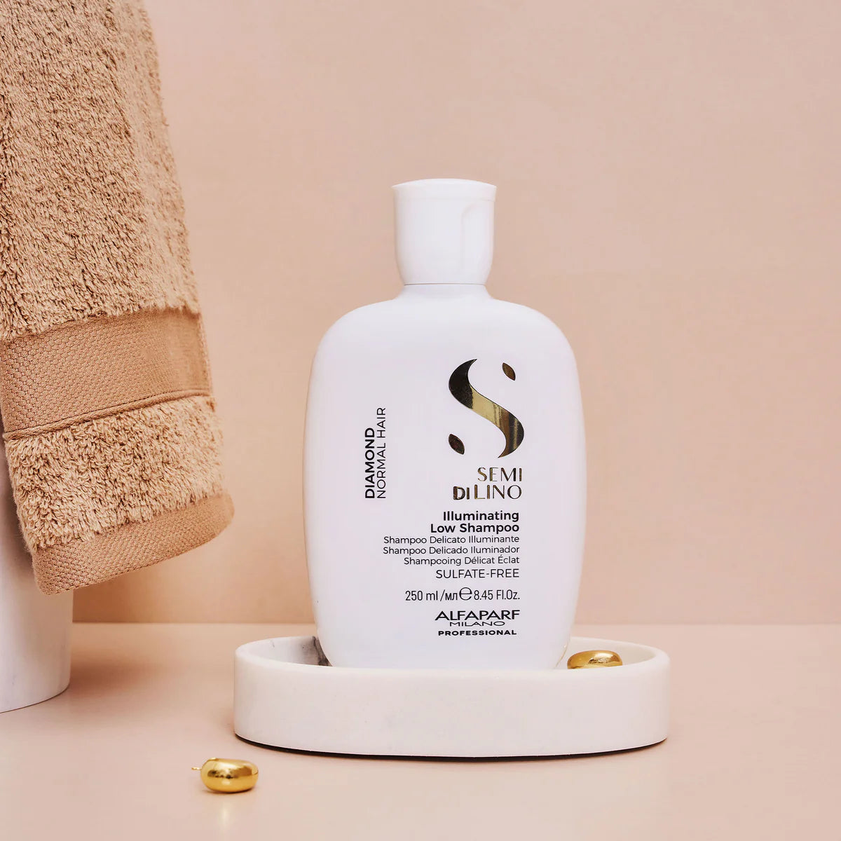 Semi Di Lino Diamond | Illuminating Shampoo 8.45 Oz